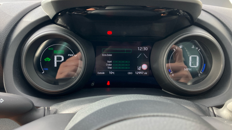 Toyota Yaris 1.5 Hybrid Design 5dr CVT Hybrid Hatchback